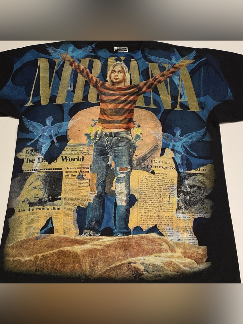NIRVANA AOP DOUBLE SIDED KURT COBAIN T SHIRT (LARGE) - Picture 4 of 6